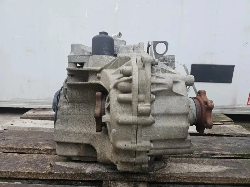 Cambio MTE 0D9300040A00Q Volkswagen GOLF VII 2013