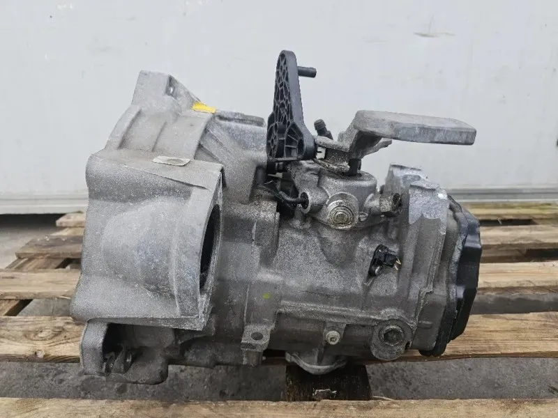 Cambio TKV 0A4300054F 6 MARCE MANUALE Volkswagen GOLF VII 2017