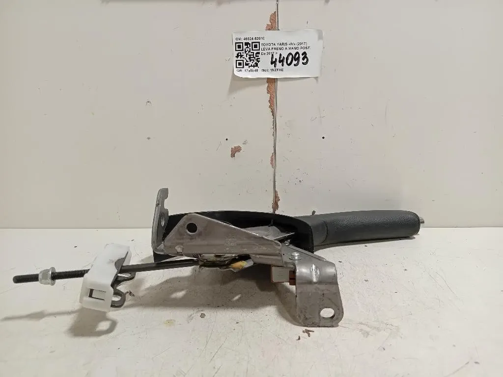 LEVA Freno A MANO POST 46524-52010 Toyota Yaris IV 2017