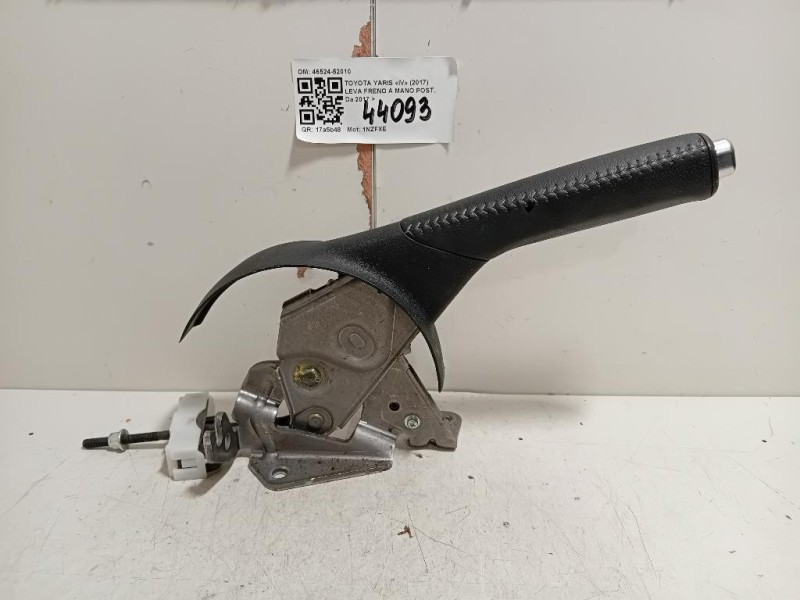LEVA Freno A MANO POST 46524-52010 Toyota Yaris IV 2017