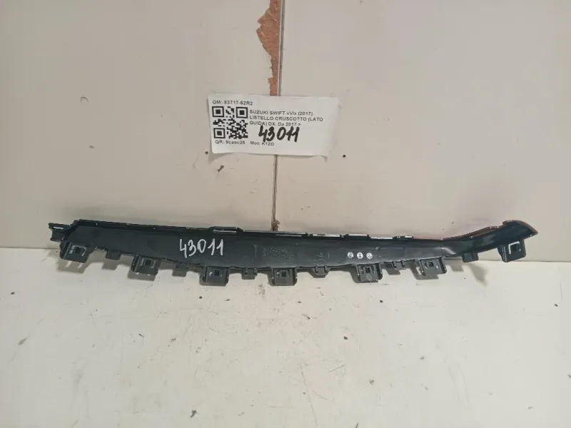 Listello Cruscotto LATO Guida DX 83717-52R2 Suzuki Swift VI 2017