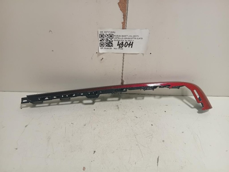Listello Cruscotto LATO Guida DX 83717-52R2 Suzuki Swift VI 2017