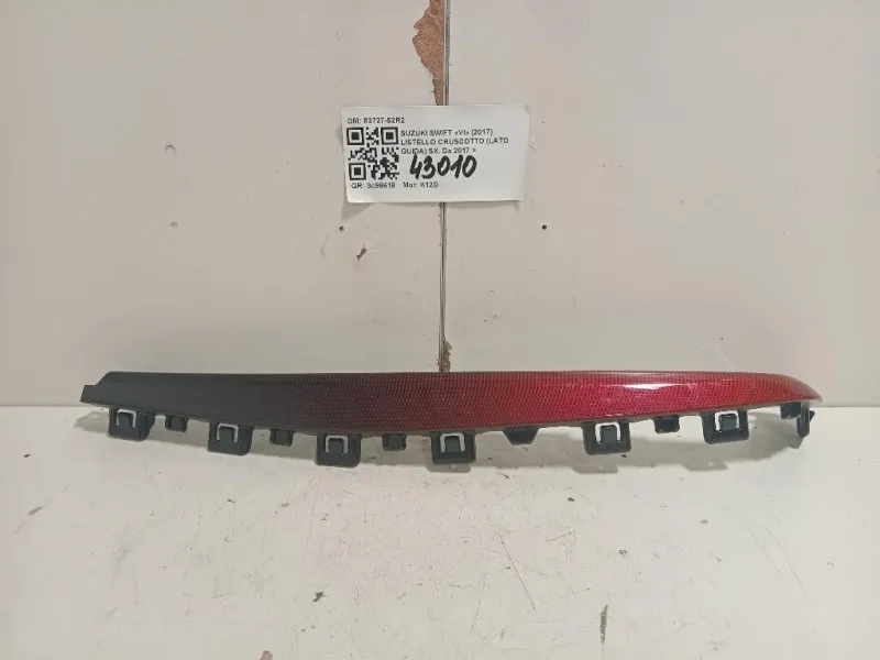 Listello Cruscotto LATO Guida SX 83727-52R2 Suzuki Swift VI 2017