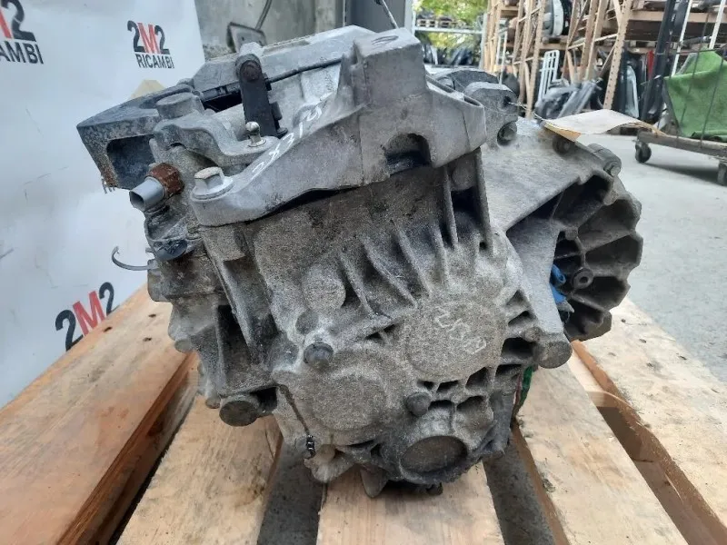 Cambio 6M2R-7F096-E0 D4204T Volvo S40 II 2004