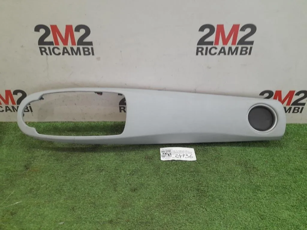 Listello Cruscotto LATO Passeggero DX 554700D030 Toyota Yaris IV 2014