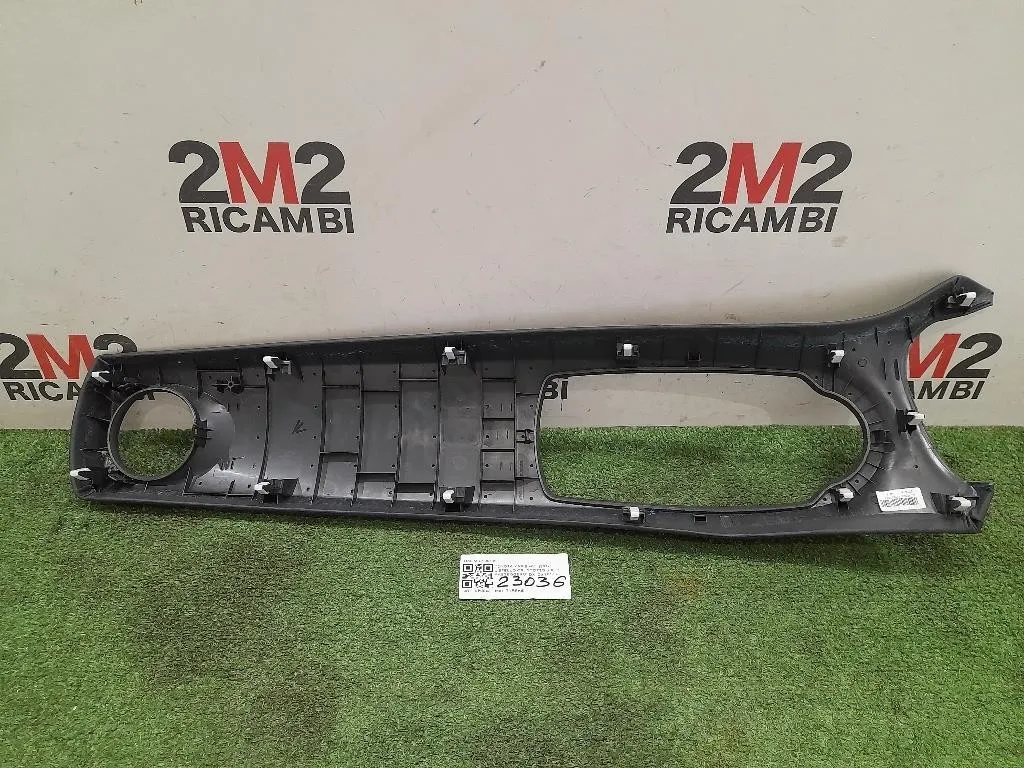 Listello Cruscotto LATO Passeggero DX 554700D090 Toyota Yaris IV 2017