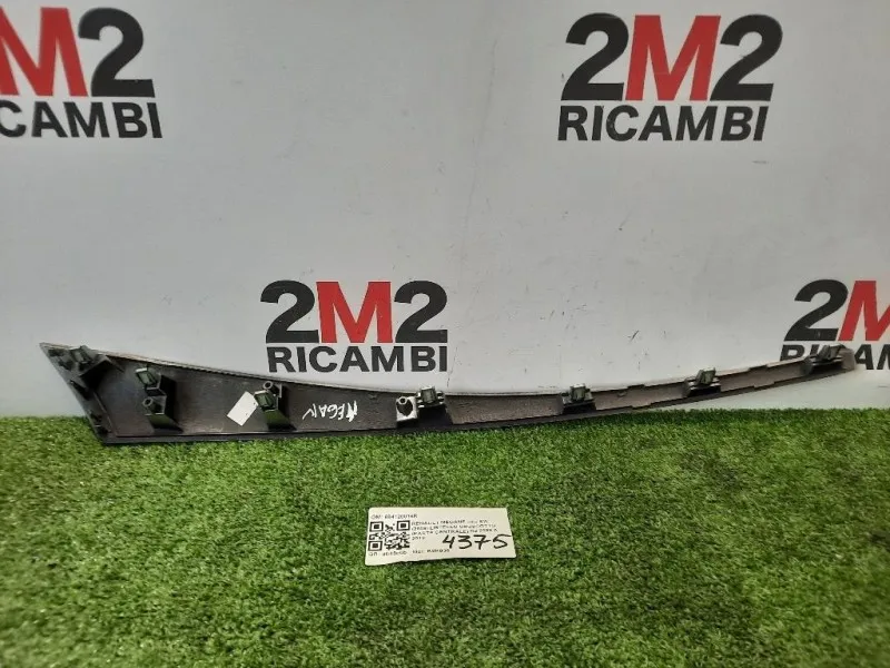 Listello Cruscotto Parte Centrale 684120007R LISTELLO Renault Mégane III SW 2009