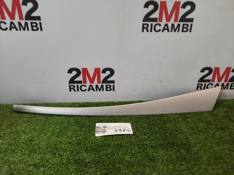 Listello Cruscotto Parte Centrale 684120007R LISTELLO Renault Mégane III SW 2009