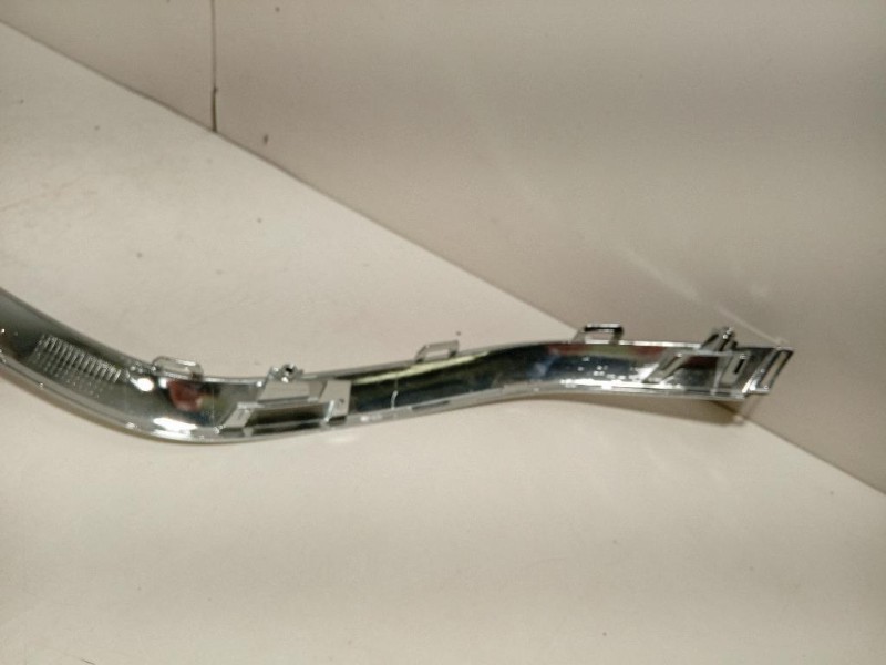 Listello Decorazione Paraurti ANT LISTELLO DECORAZIONE PARAURTI ANT Renault Captur II 2019