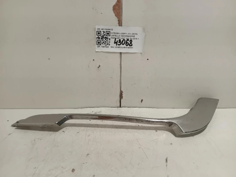 Listello Decorazione Paraurti ANT SX 98118266VD Citroen Jumpy IV 2016