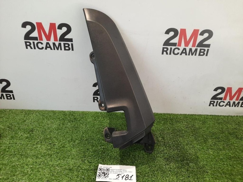 Listello Fanale EST POST DX 903901105R Dacia Dokker 2013