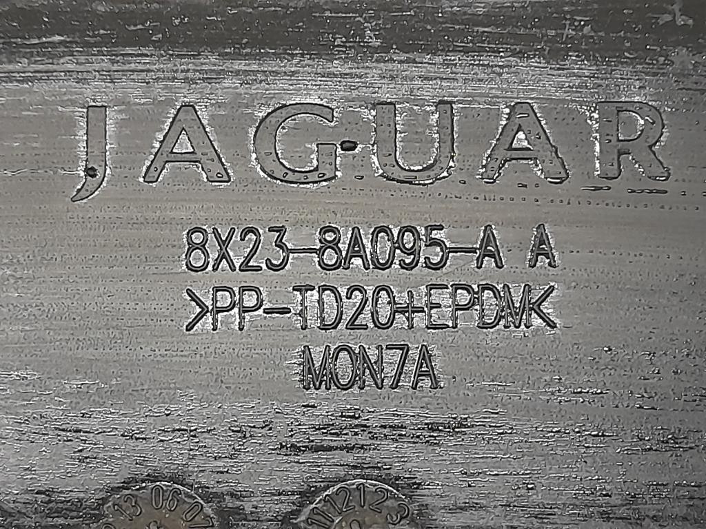 Listello Griglia Radiatore ANT 8X238A095A Jaguar XF I 2008