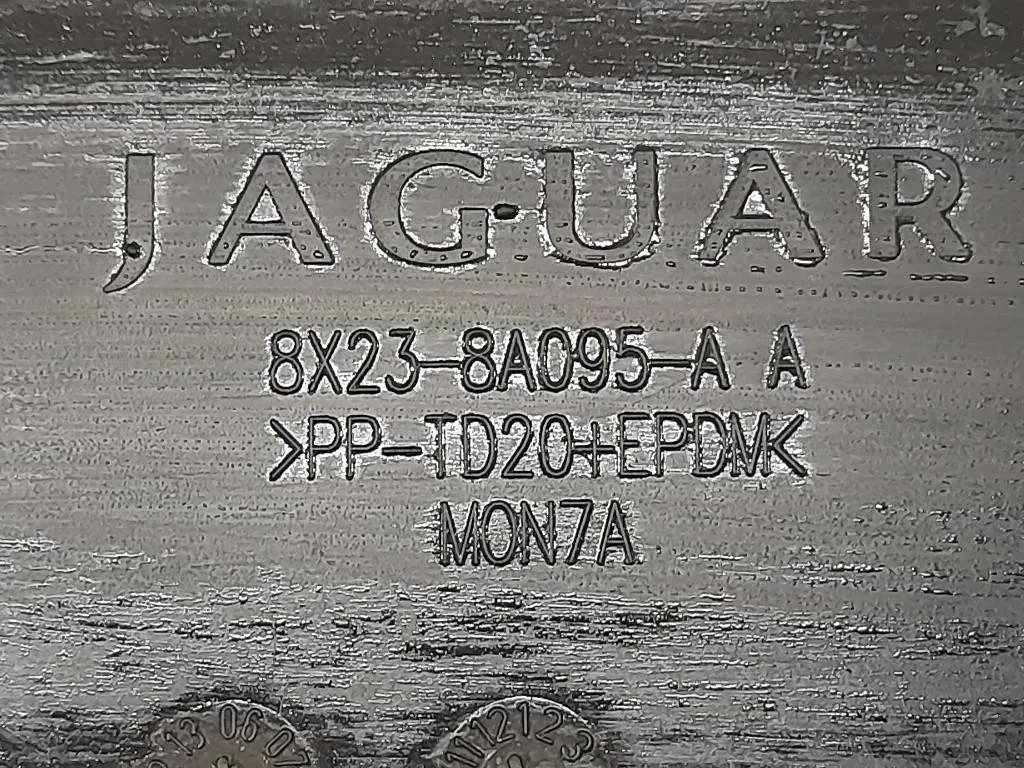 Listello Griglia Radiatore ANT 8X238A095A Jaguar XF I 2008