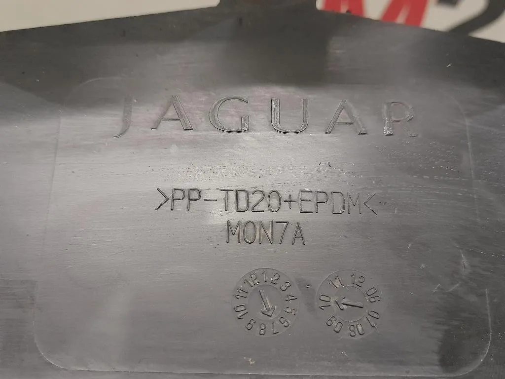 Listello Griglia Radiatore ANT 8X238102A Jaguar XF I 2008