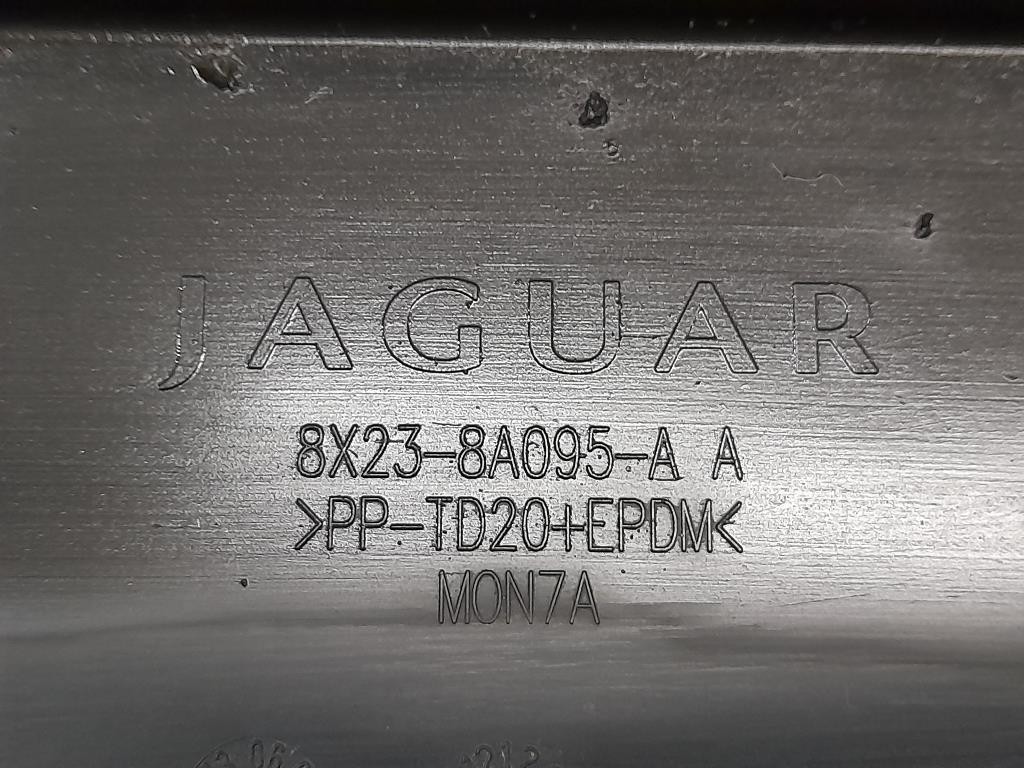 Listello Griglia Radiatore ANT 8X238A095A Jaguar XF I 2008