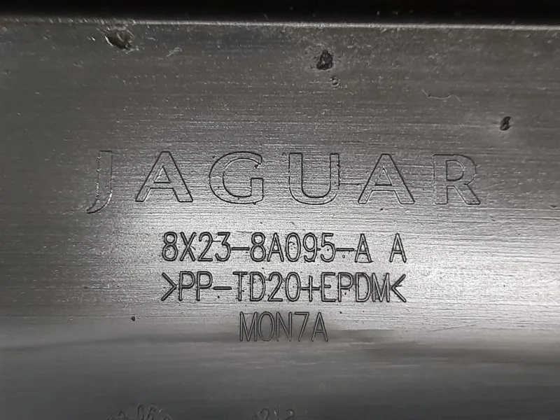 Listello Griglia Radiatore ANT 8X238A095A Jaguar XF I 2008