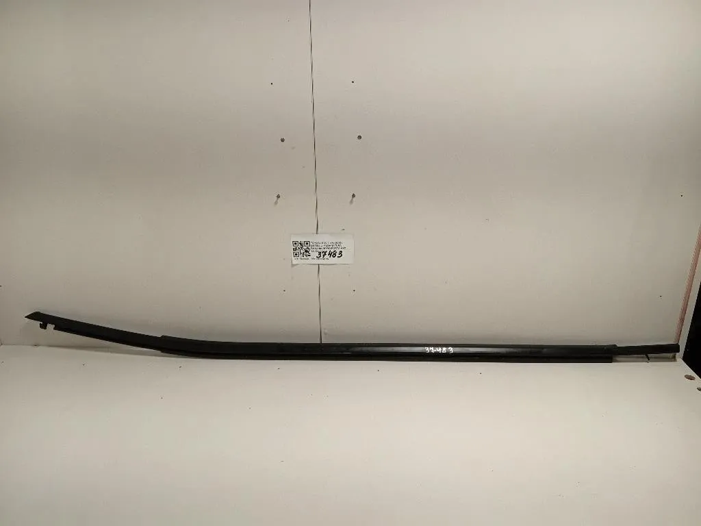 Listello Modanatura Raschiavetro Porta ANT SX Toyota RAV 4 V 2018