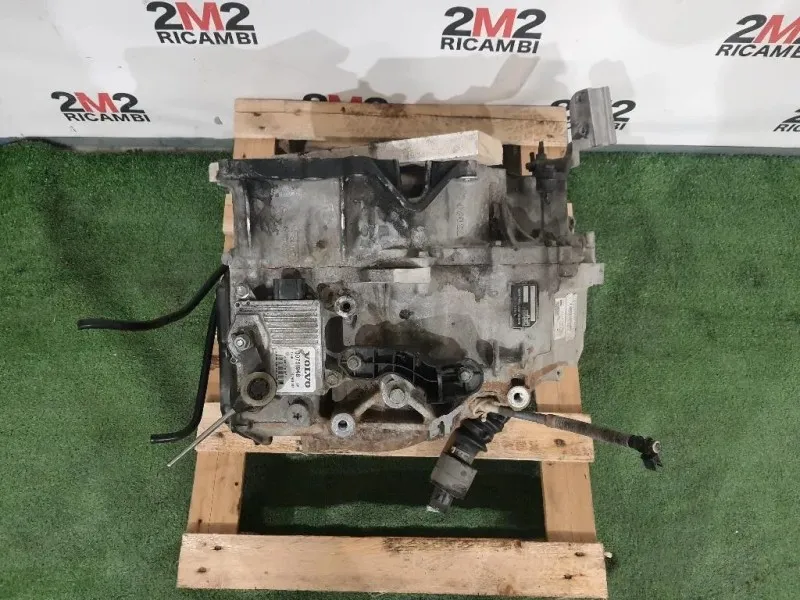 Cambio Revisionato D5204T2 31272377 Volvo V60 I 2010