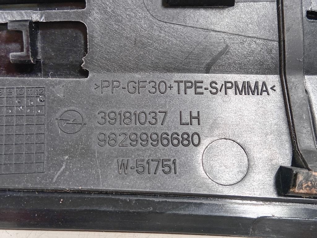 Listello Montante POST SX 9829996680 Opel Corsa F 2019