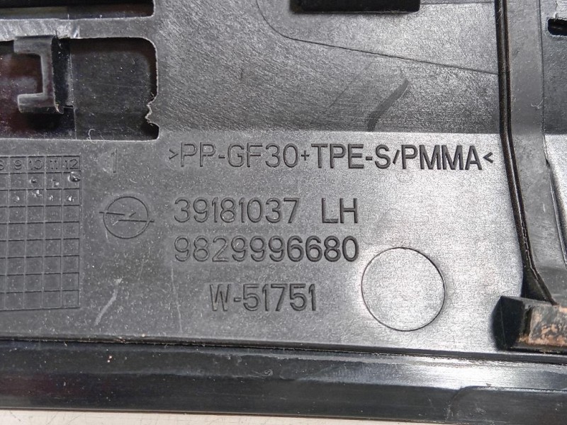 Listello Montante POST SX 9829996680 Opel Corsa F 2019