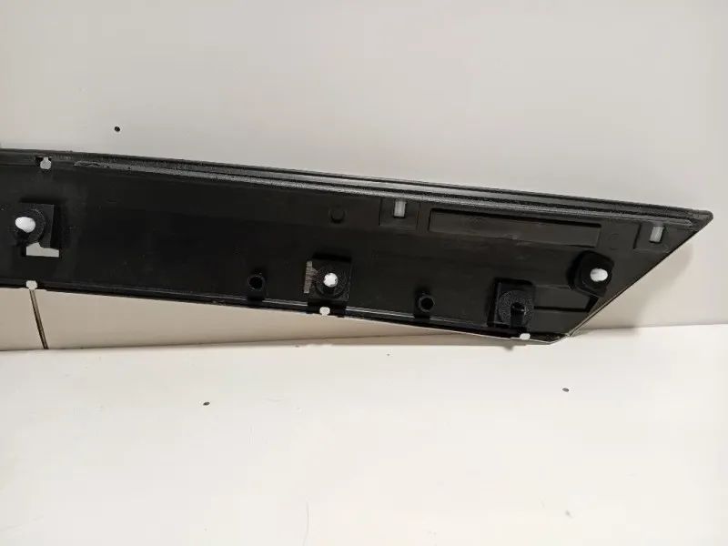 Listello Parafango POST DX 98270088VV Peugeot 5008 II 2017