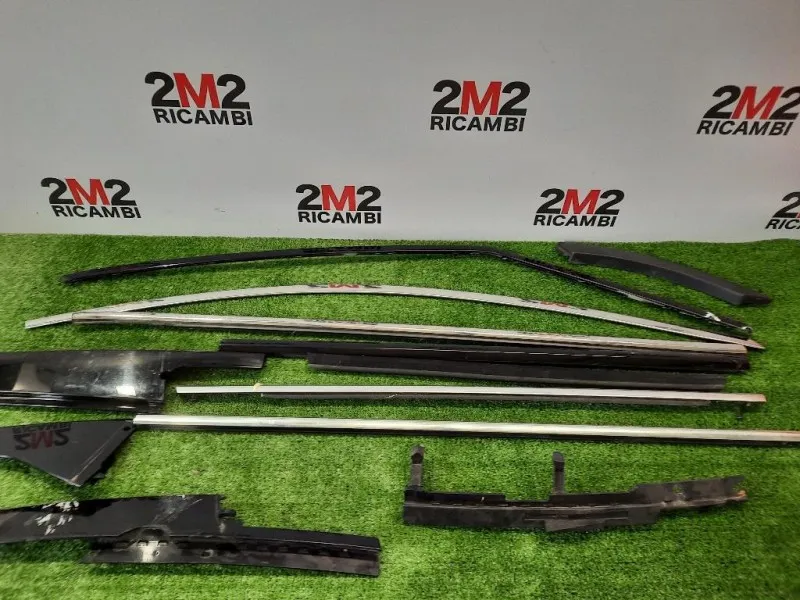 Listello Porta SUP ANT SX LR055825 Land Rover Range Rover Evoque I 2015