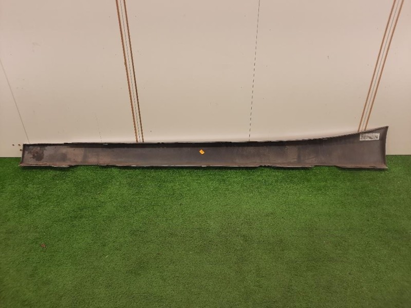 Listello Spoiler Sottoporta DX 51 77 7287 828 Bmw Serie 1 F20 Berlina 2012