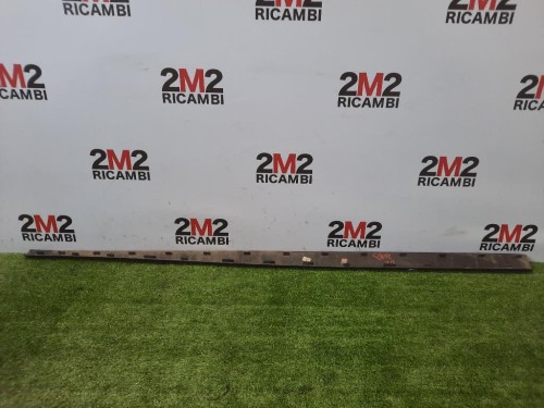 Listello Spoiler Sottoporta DX 769518878R Dacia Duster I 2014