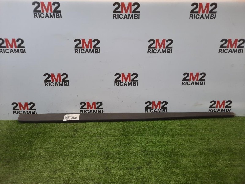 Listello Spoiler Sottoporta DX 769518878R Dacia Duster I 2014