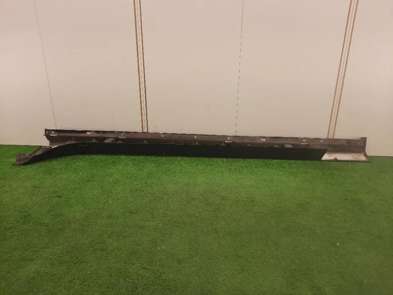 Listello Spoiler Sottoporta DX GX7M-101D56-A Jaguar XE 2015