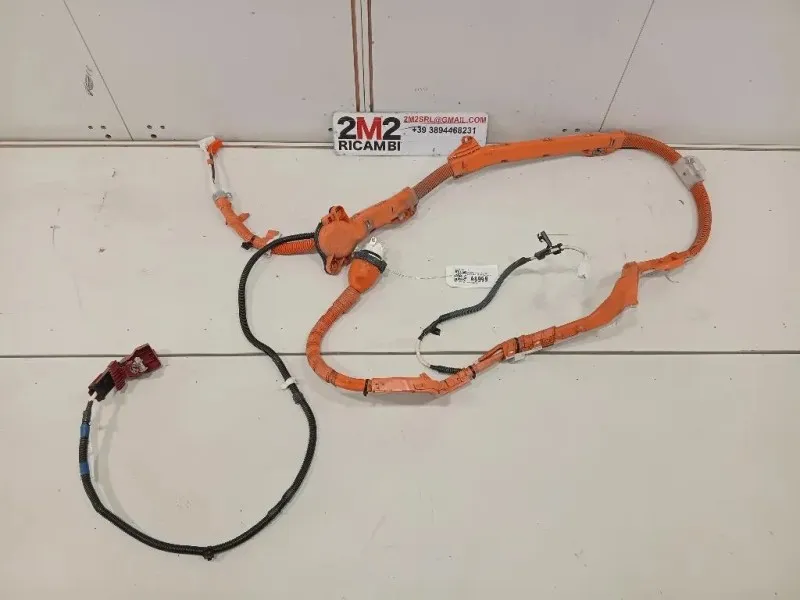 Caricabatteria 821640D010G Toyota Yaris IV 2017