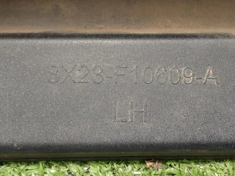 Listello Spoiler Sottoporta SX 8X23-F10609-A Jaguar XF I 2011