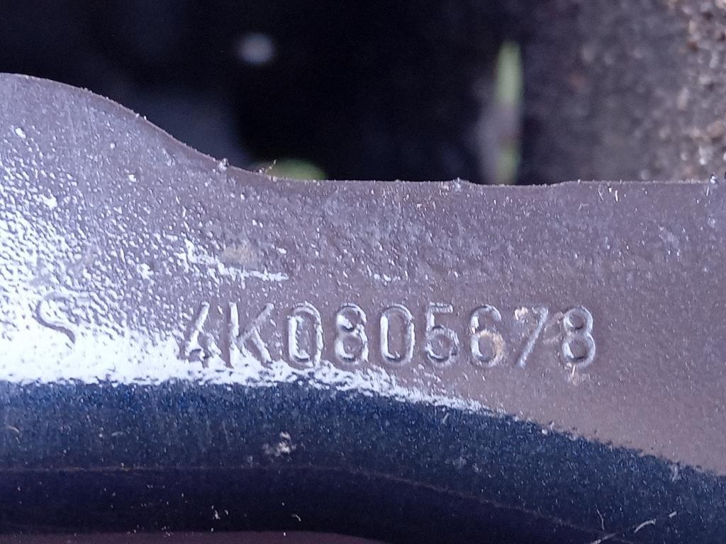 Longherone ANT DX 4K0805678 Audi A6 4a5c8 Avant 2018