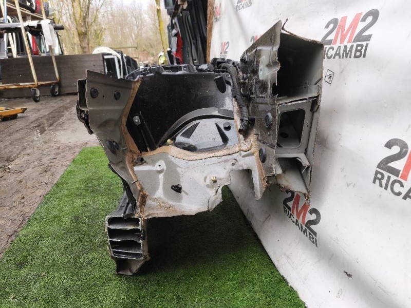 Longherone ANT DX LONGHERONE ANT DX Bmw Serie 5 G30 Berlina 2016