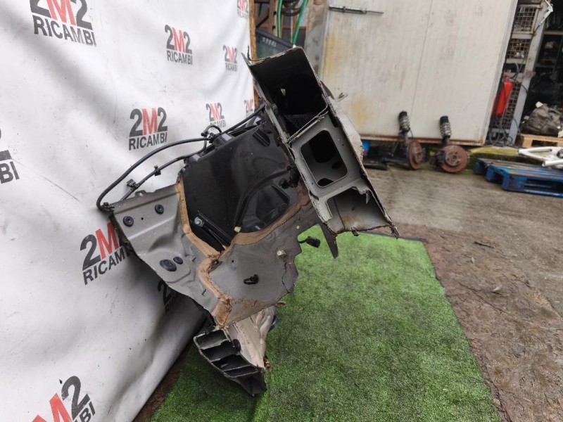 Longherone ANT DX LONGHERONE ANT DX Bmw Serie 5 G30 Berlina 2016