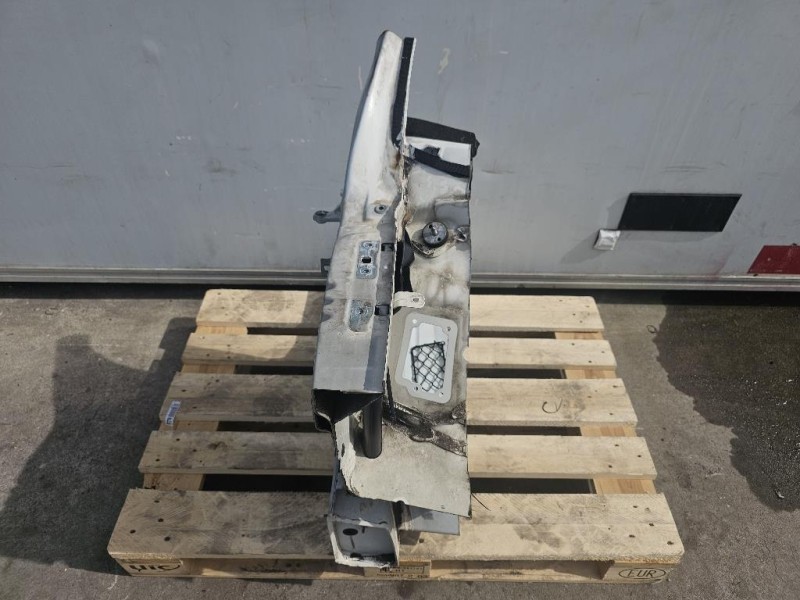 Longherone ANT DX PUNTALE LATO DESTRO Mercedes Classe SLK R171 2004