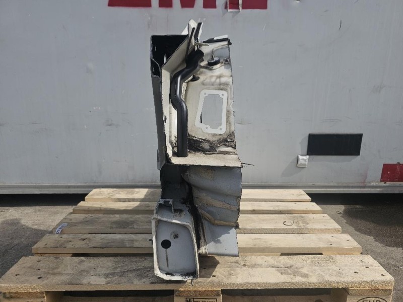 Longherone ANT DX PUNTALE LATO DESTRO Mercedes Classe SLK R171 2004