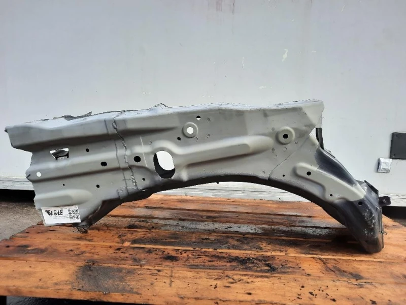 Longherone ANT DX PUNTALE ANT DX Nissan Navara 2010