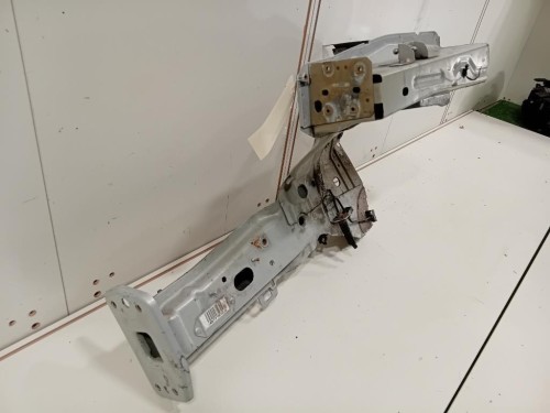 Longherone ANT SX Alfa Romeo Giulietta 2010