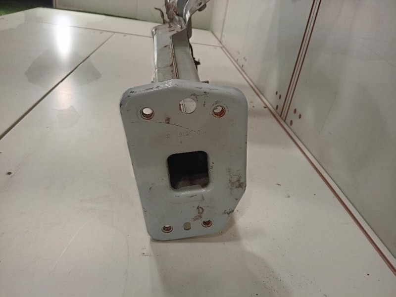 Longherone ANT SX Alfa Romeo Giulietta 2010