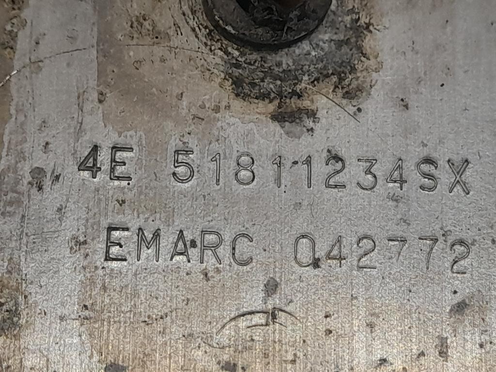 Longherone ANT SX 51811234 SX Alfa Romeo Giulietta 2013