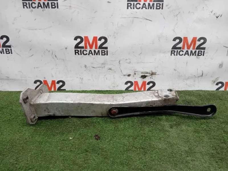 Longherone ANT SX 51811234 Alfa Romeo Giulietta 2013