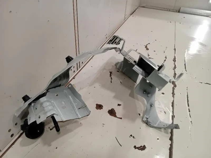 Longherone ANT SX 625198179R Dacia Duster I 2014