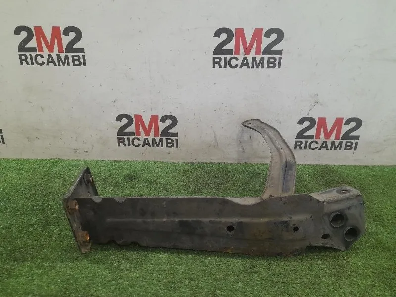 Longherone ANT SX Fiat 500 II 2008