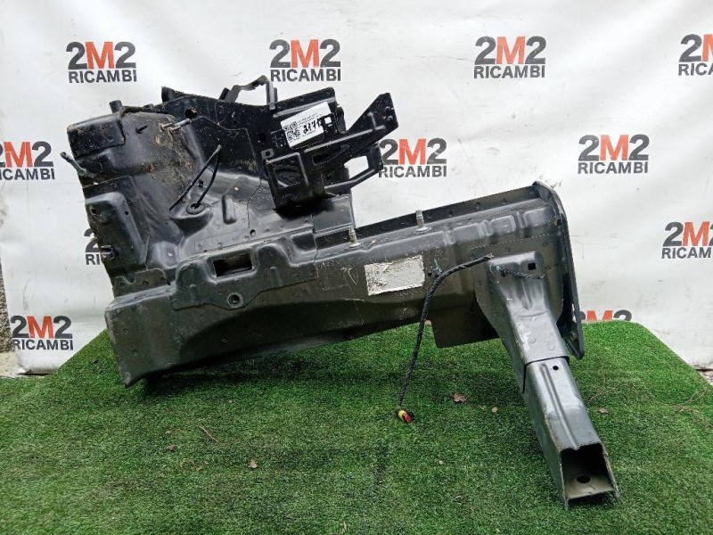 Longherone ANT SX Fiat Freemont 2011