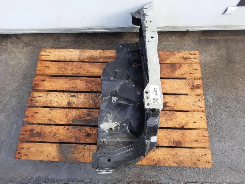 Longherone ANT SX PUNTALE ANT SX Nissan Navara 2010