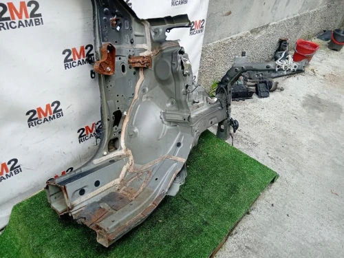 Longherone ANT SX 571020H012 Toyota AYGO I 2012