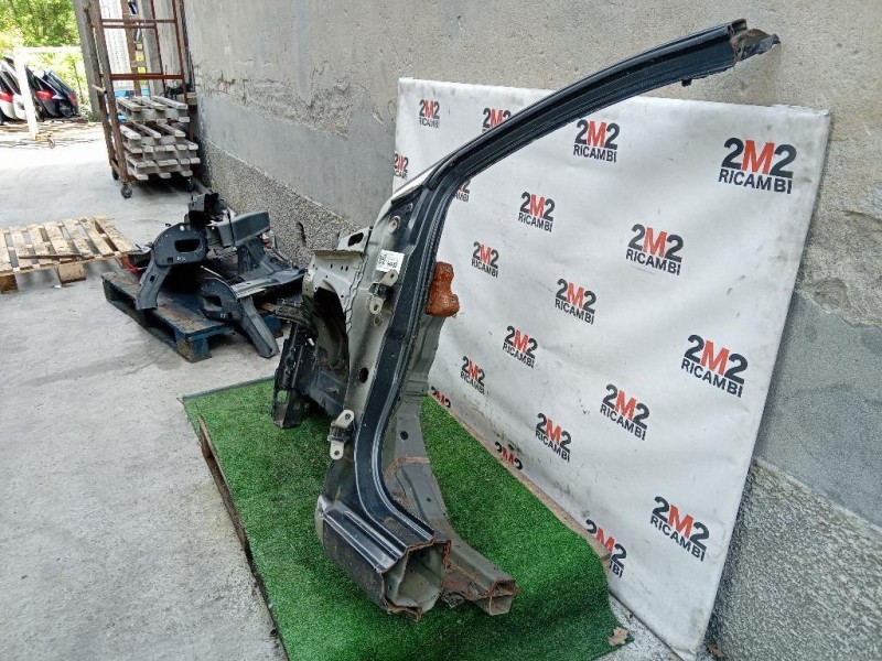 Longherone ANT SX 571020H012 Toyota AYGO I 2012