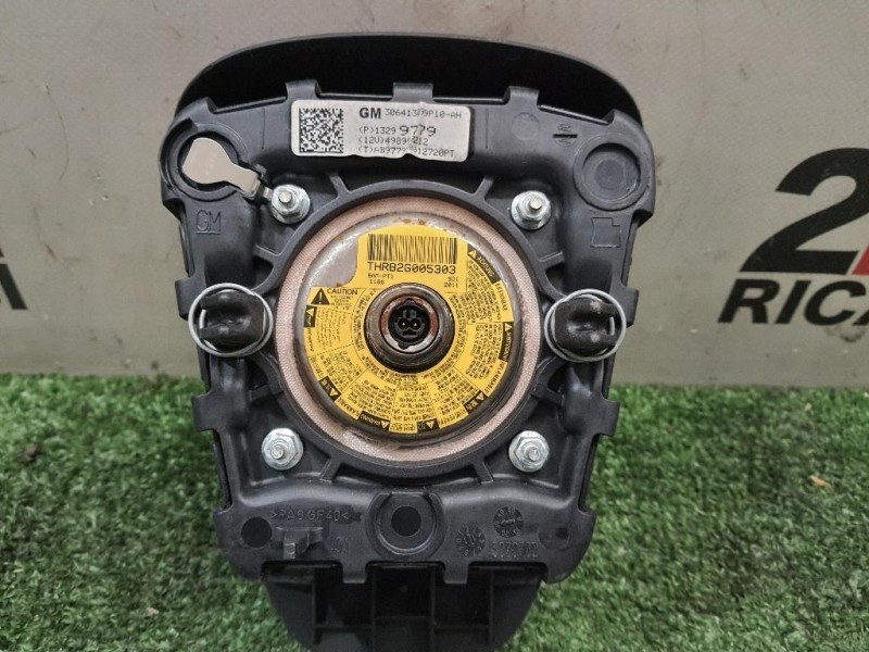 Air-bag Guidatore 13299779 Opel Astra J 2010