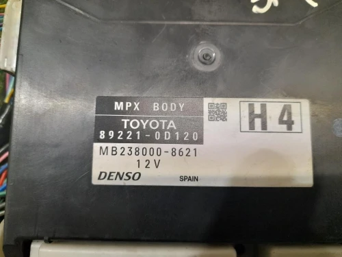 Computer DI Bordo 892210D120 Toyota Yaris IV 2014